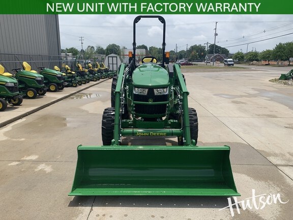 Photo of 2026 John Deere 4052M