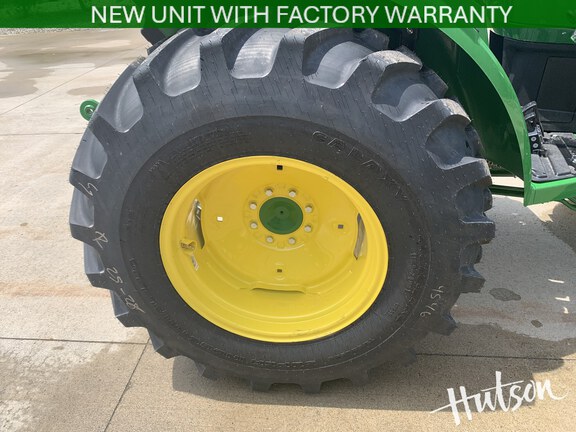 Photo of 2026 John Deere 4052M