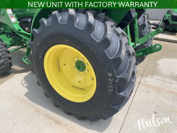 Photo of 2026 John Deere 4052M