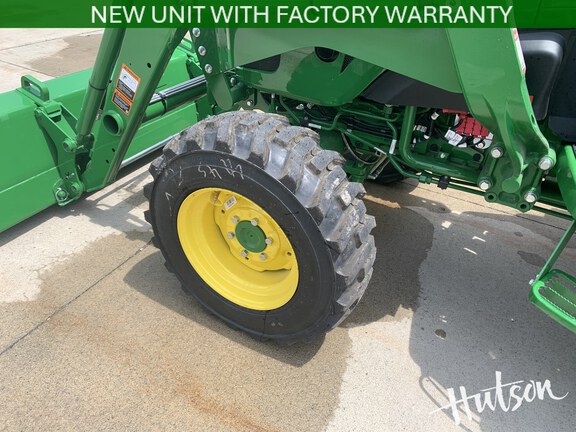 Photo of 2026 John Deere 4052M