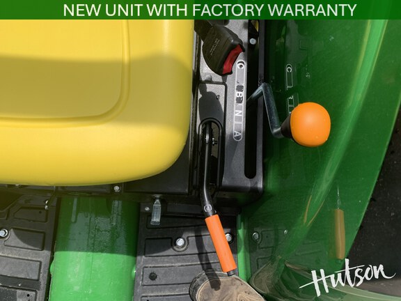 Photo of 2026 John Deere 4052M