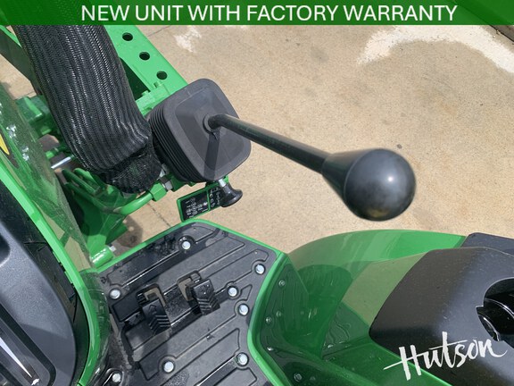 Photo of 2026 John Deere 4052M