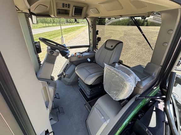 Used 2025 John Deere 9RT 540 Track Tractors at Koenig Equipment in Knightstown, IN - Photo4