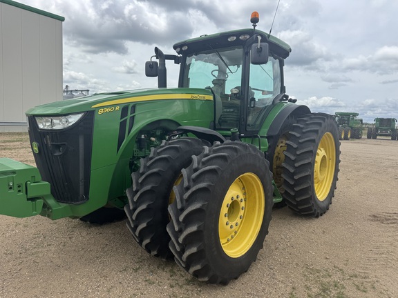  John Deere 8360R