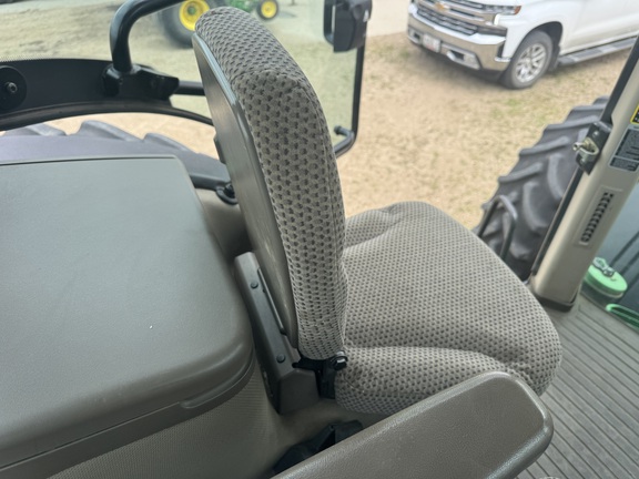2011 John Deere 8360R - Photo21