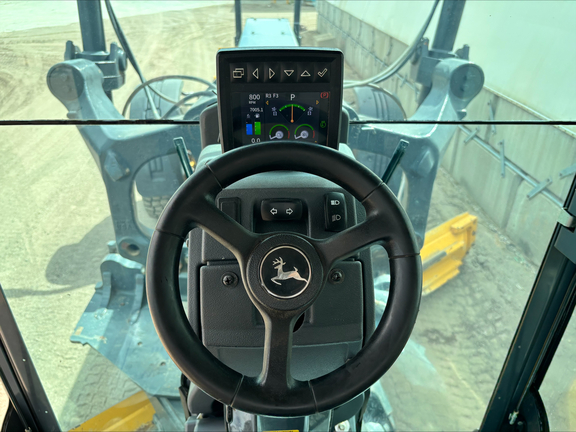 2021 John Deere 872G