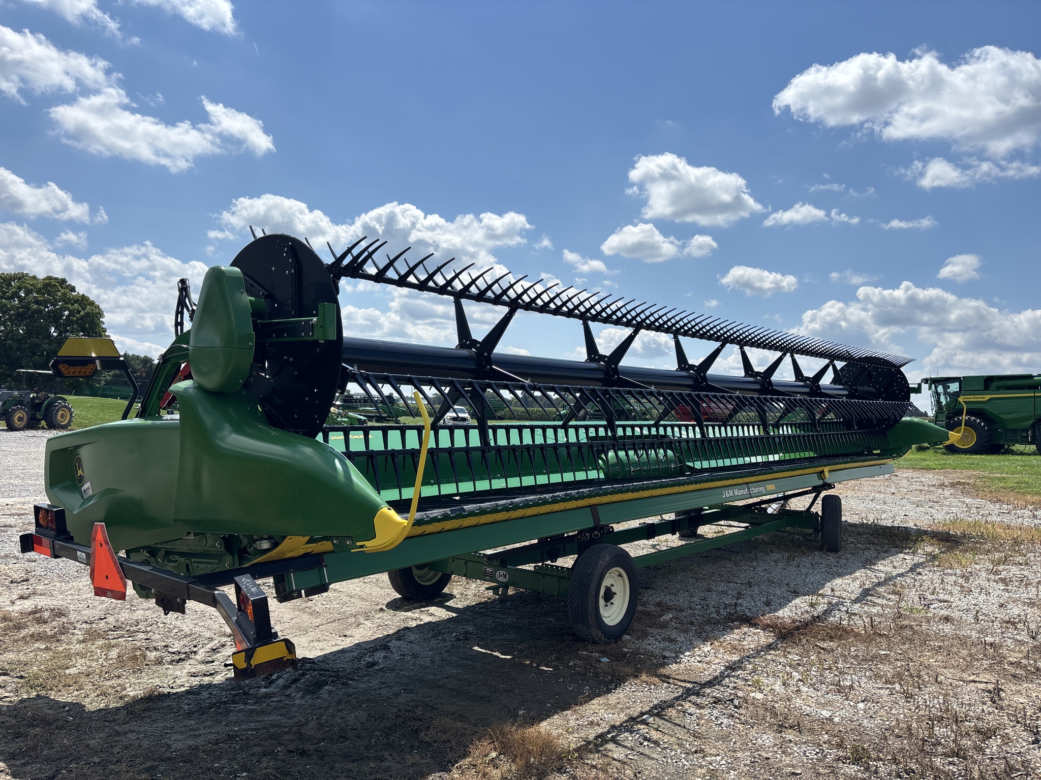 Used 2026 John Deere RDF 35 Combine Platforms at Koenig Equipment in Urbana, OH - PhotoXL0