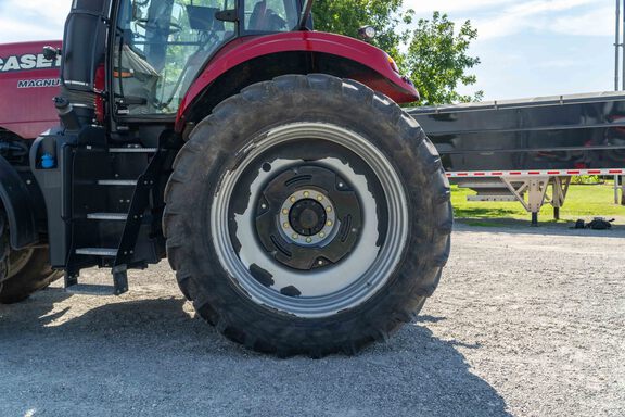 Used 2019 Case IH Magnum 340 Row Crop Tractors at Koenig Equipment in Anna, OH - Photo18