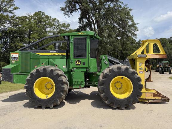 2023 John Deere 643L II