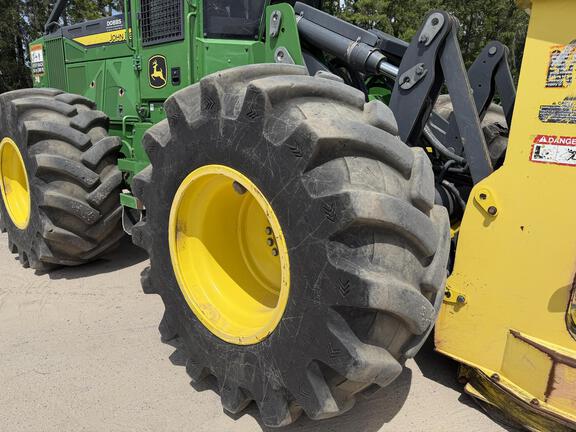 2023 John Deere 643L II