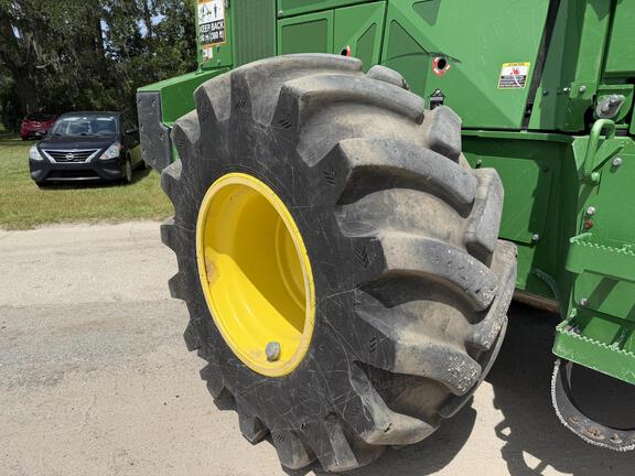 2023 John Deere 643L II