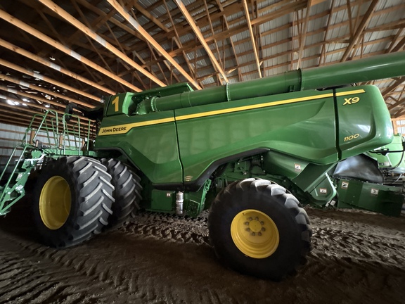 Used 2022 John Deere X9 1100 Combines at Horizon Ag & Turf in Lloydminster, AB - Photo2