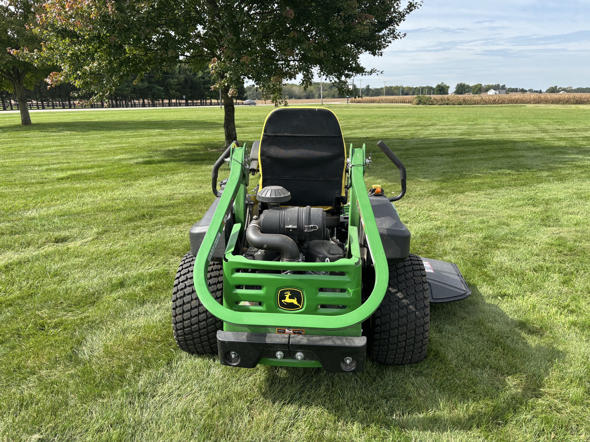 Used 2025 John Deere Z930M Zero Turn Mowers at Koenig Equipment in Urbana, OH - PhotoXL4