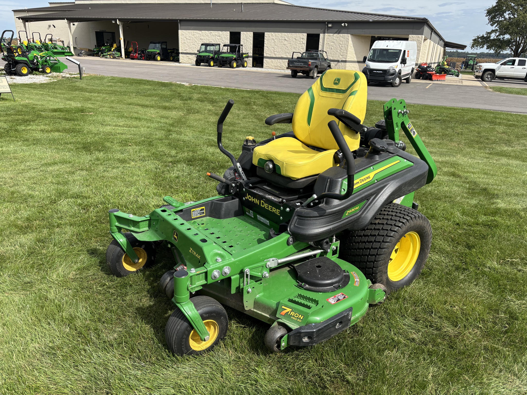 Used 2025 John Deere Z930M Zero Turn Mowers at Koenig Equipment in Urbana, OH - PhotoXL8