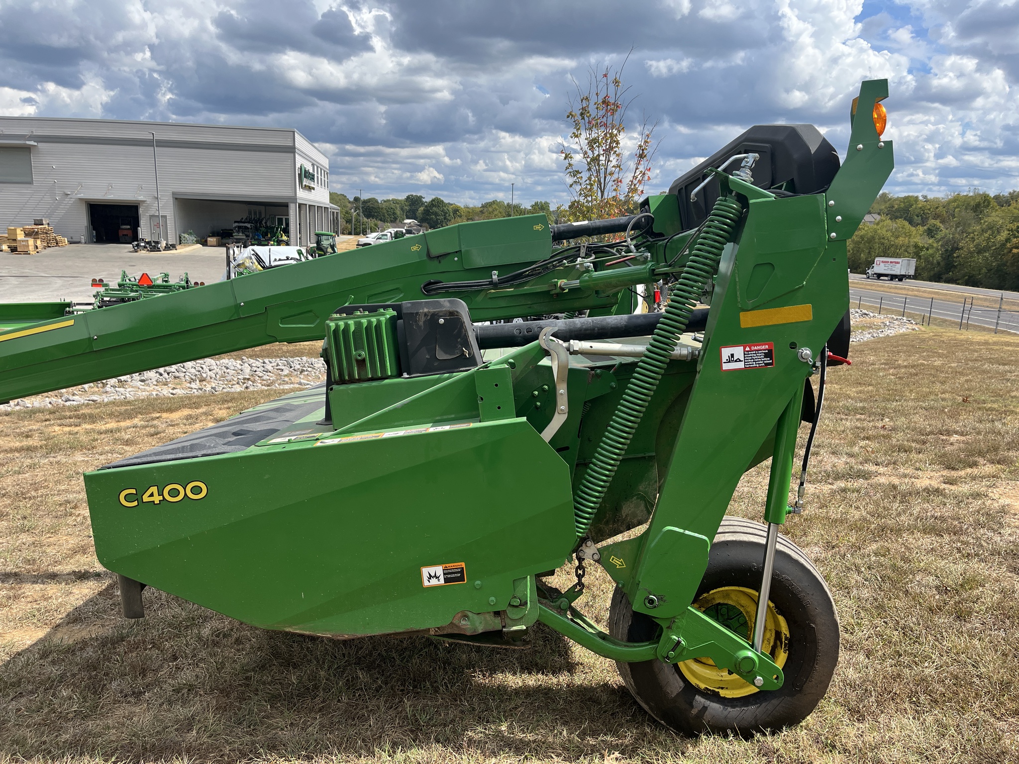 2023 John Deere C400