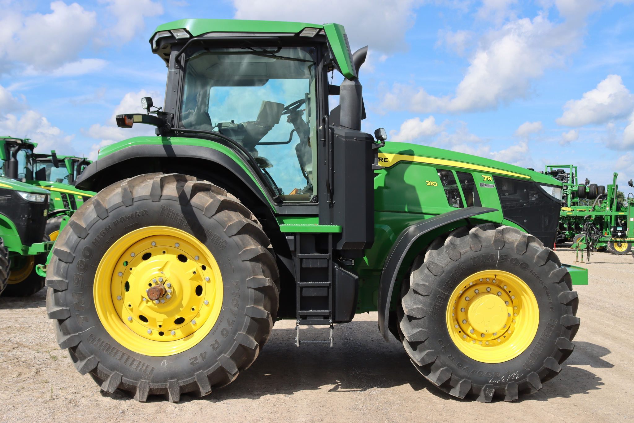2023 John Deere 7R 210 Row Crop Tractors
