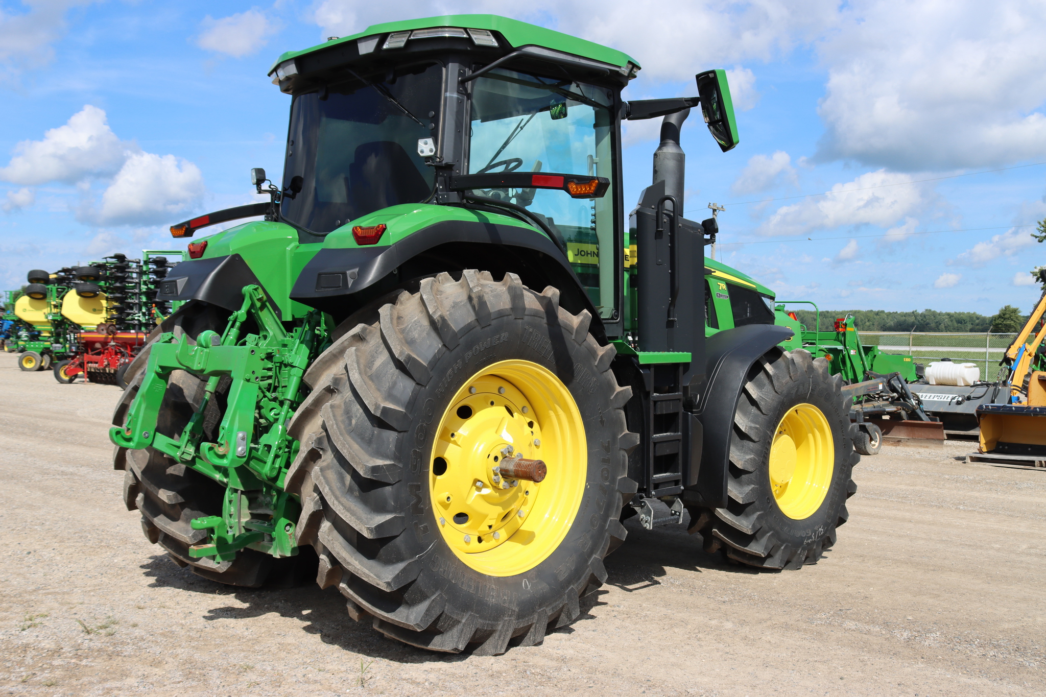 2023 John Deere 7R 210 Row Crop Tractors