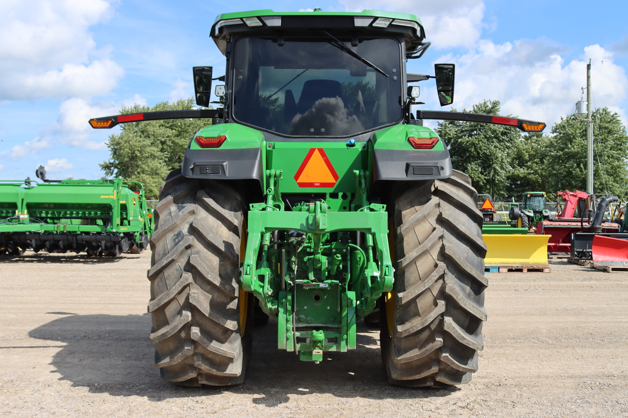 2023 John Deere 7R 210 Row Crop Tractors