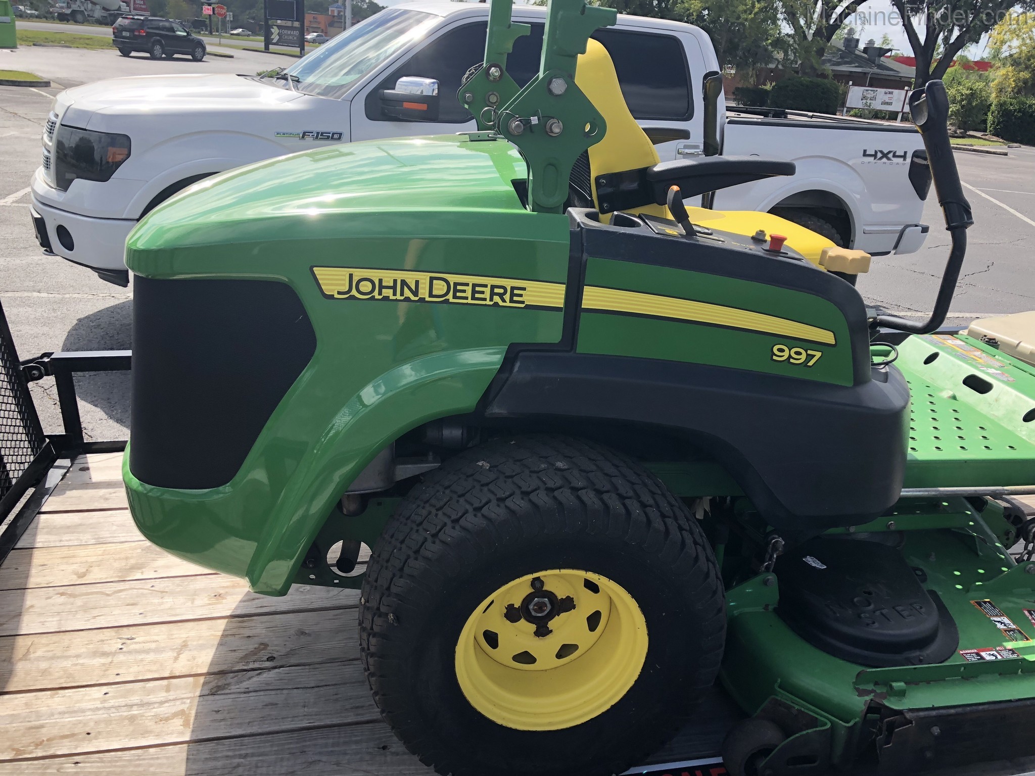 2011 John Deere 997 Image 4
