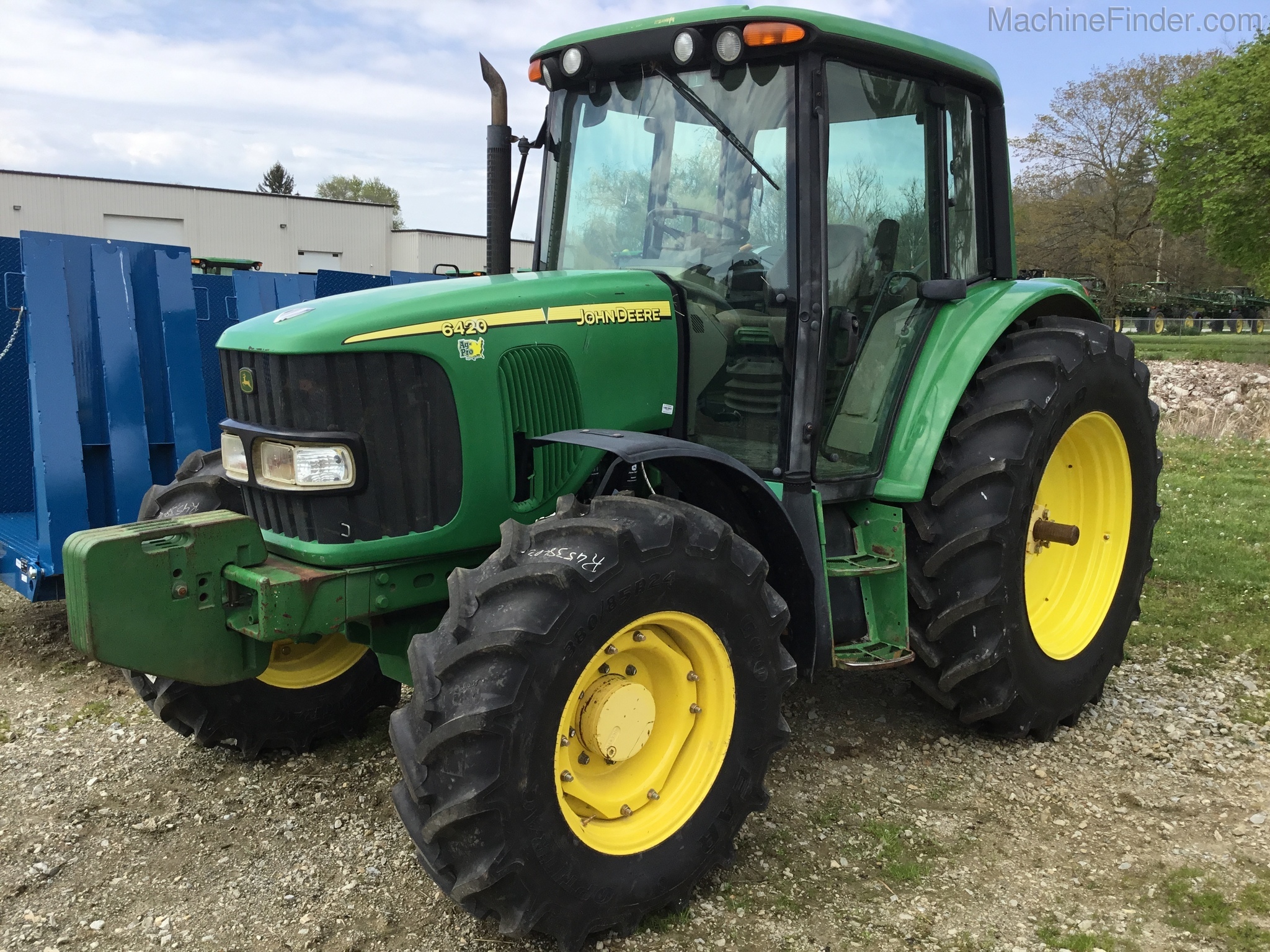 2006 John Deere 6420 Image 2