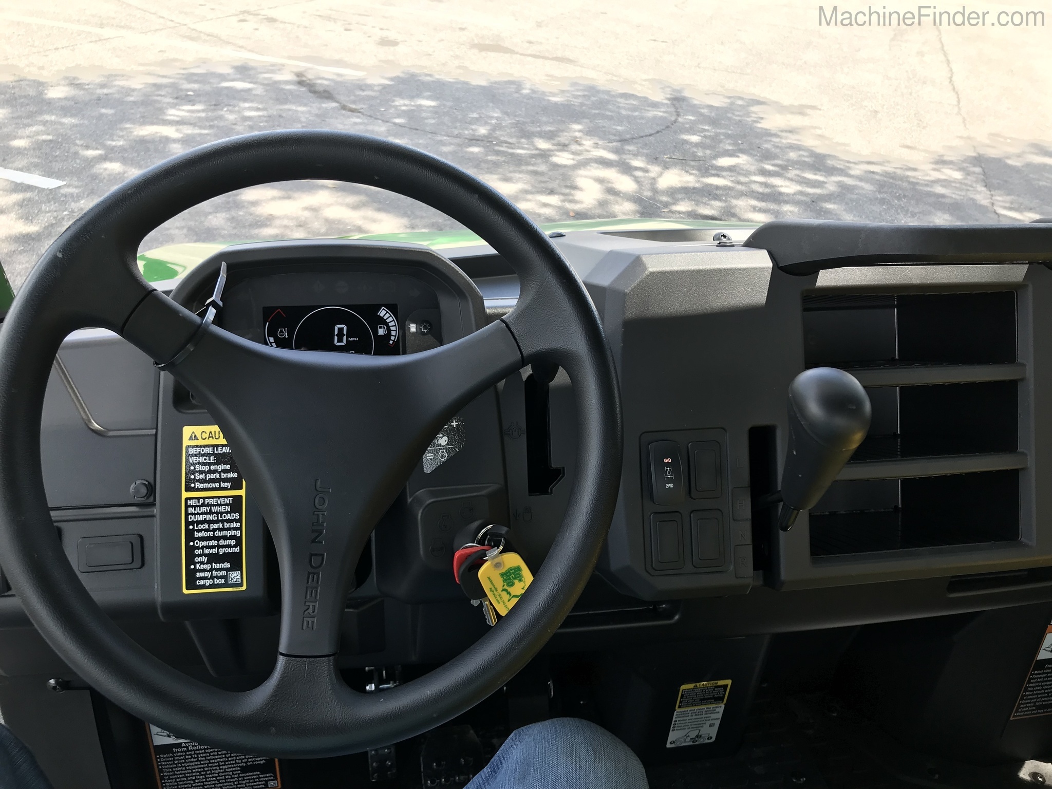 2020 John Deere XUV865E Image 6