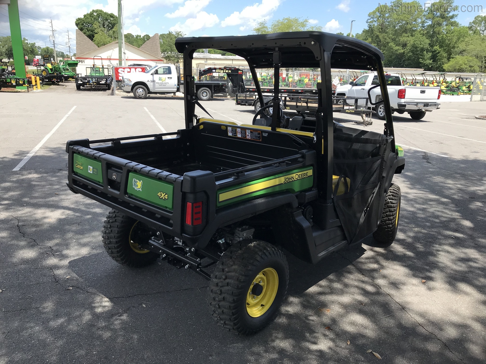 2020 John Deere XUV865E Image 5