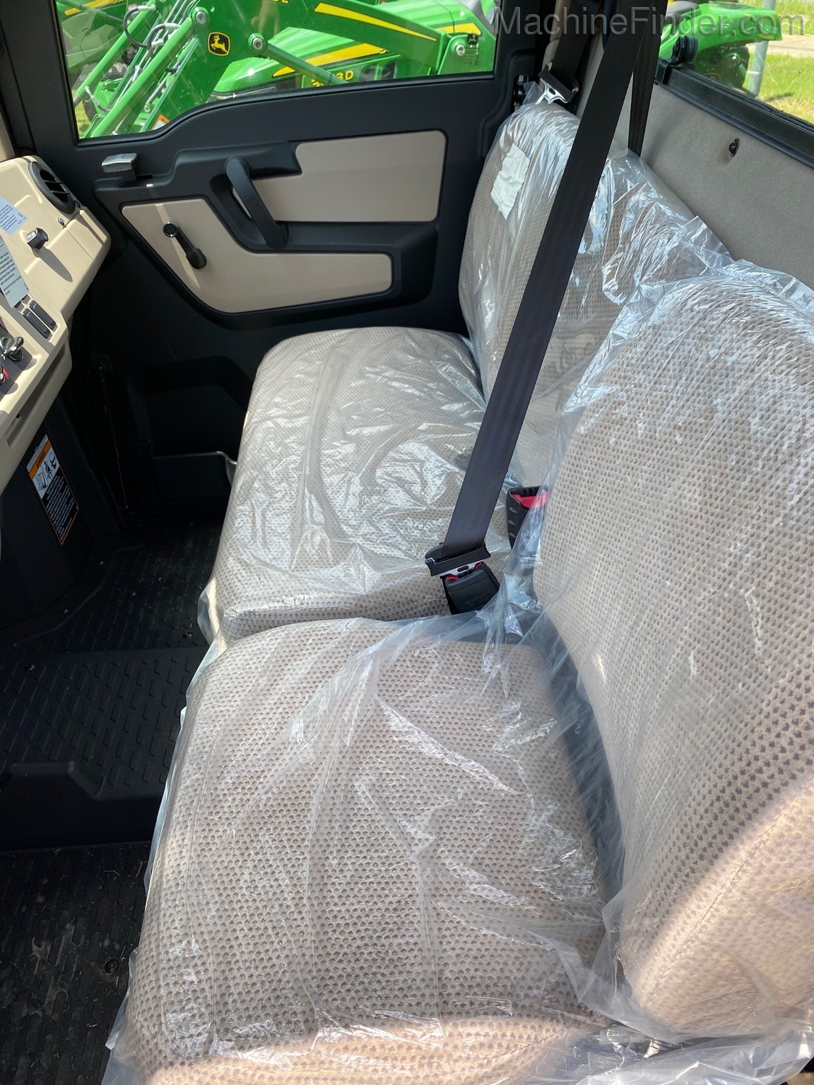 2019 John Deere XUV835R CAB Image 8