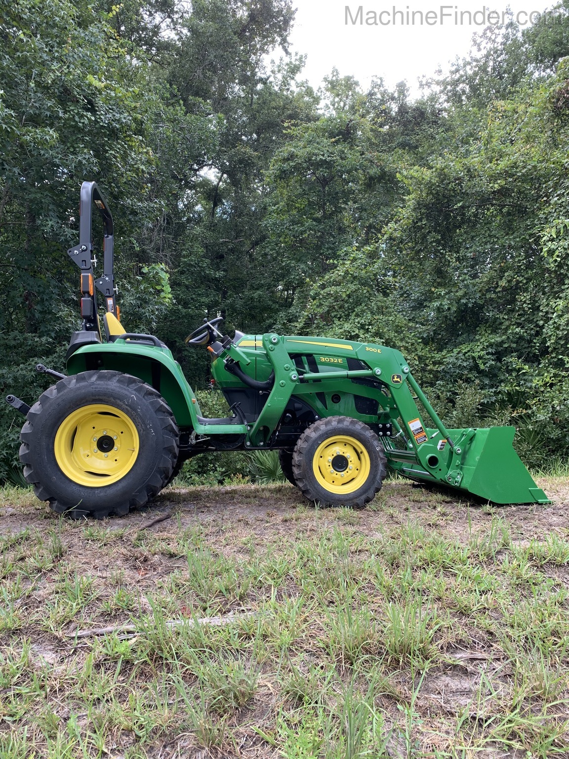 2020 John Deere 3032E Image 3