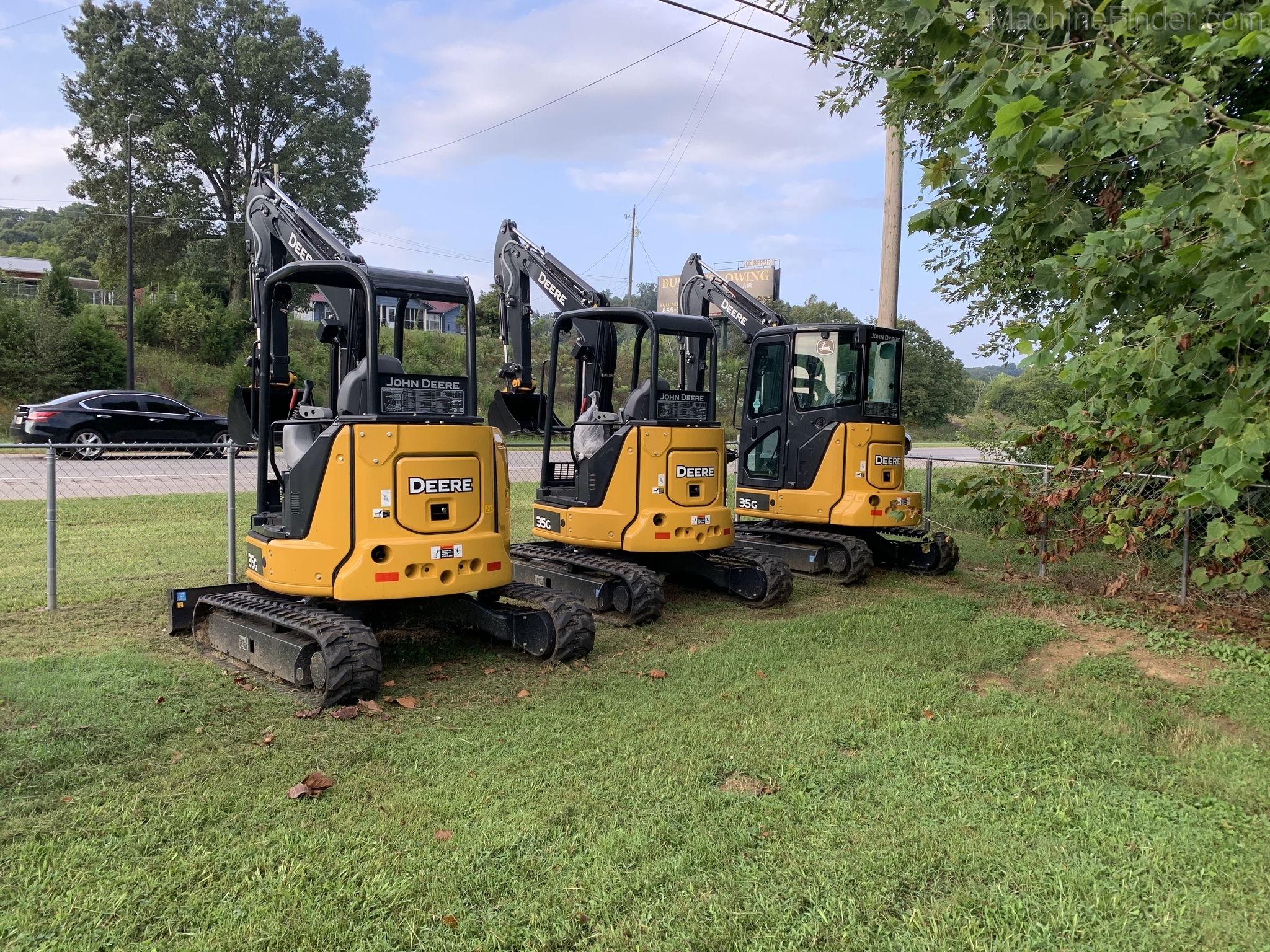 2020 John Deere 35G Image 2