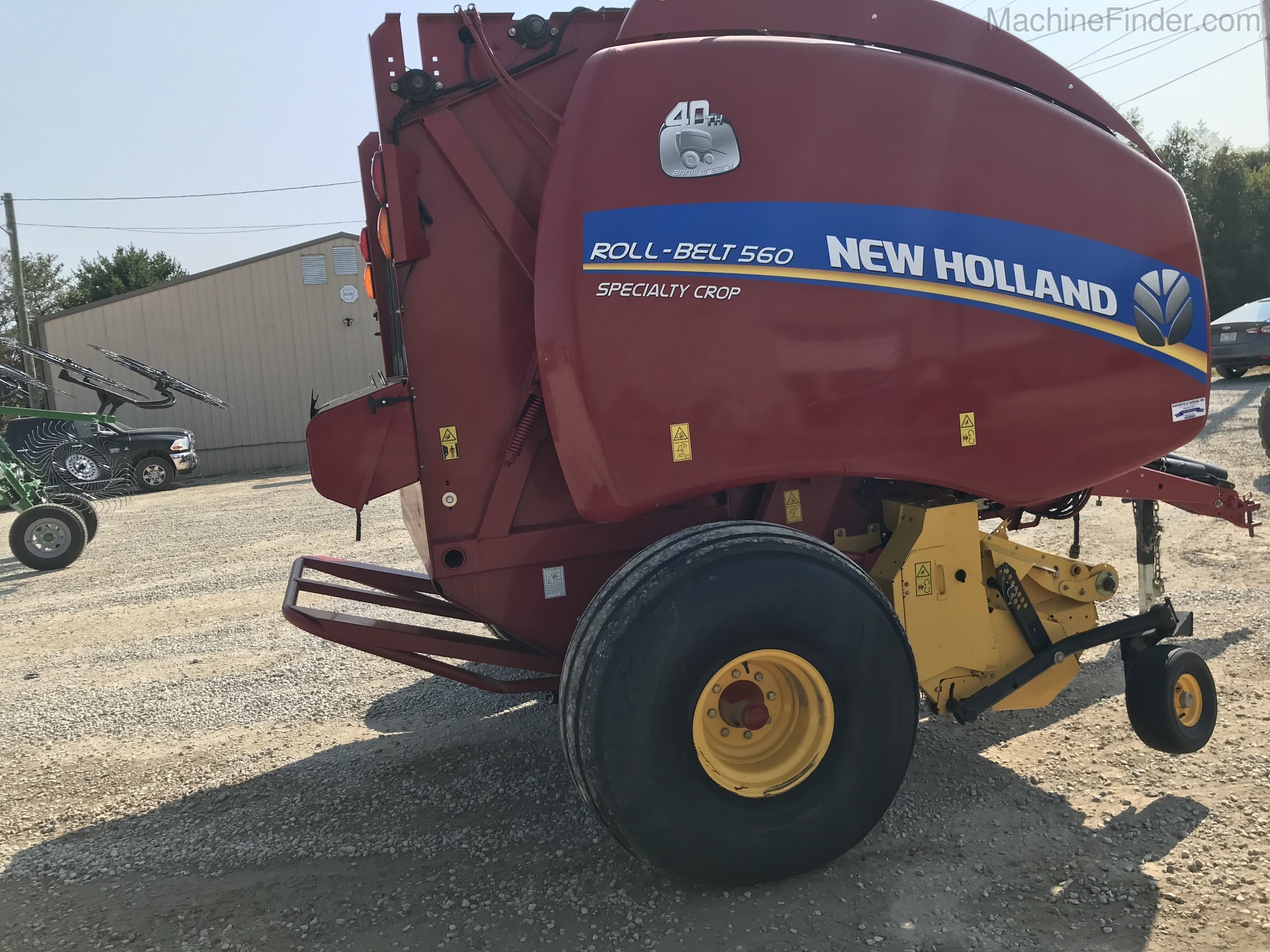2015 New Holland 560 Image 6
