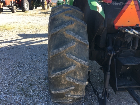 1999 John Deere 5210 Image 7