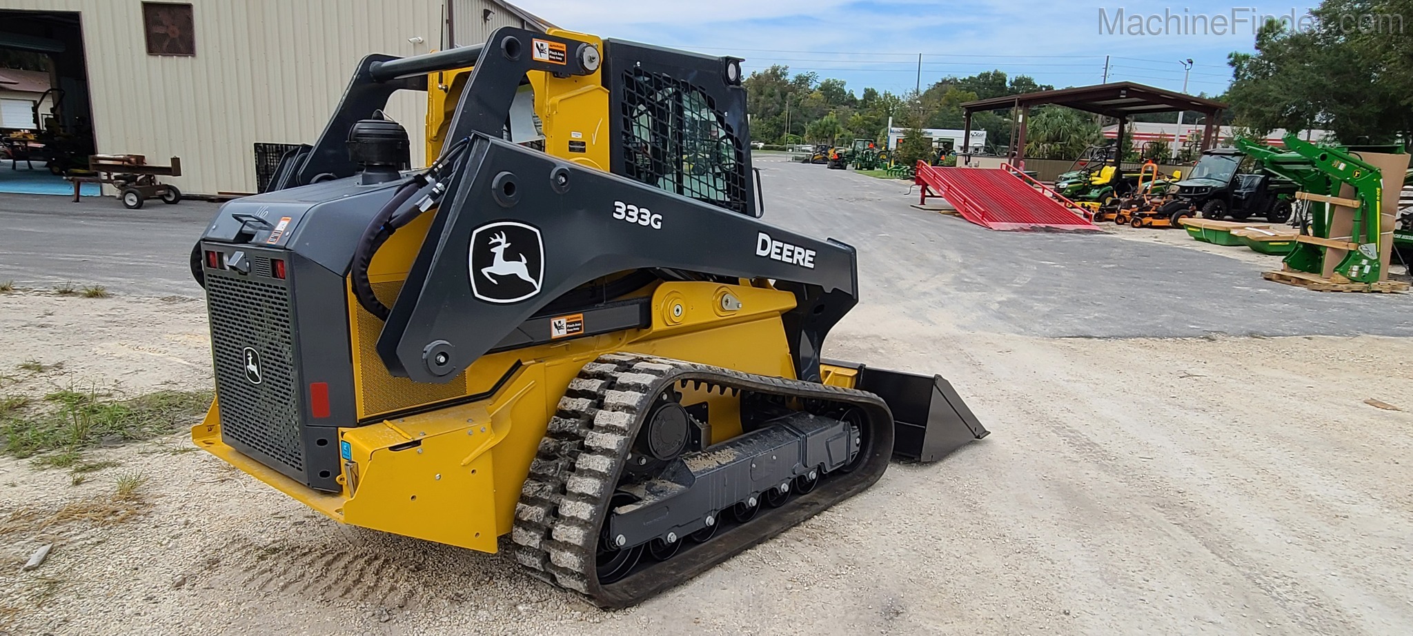 2020 John Deere 333G Image 8