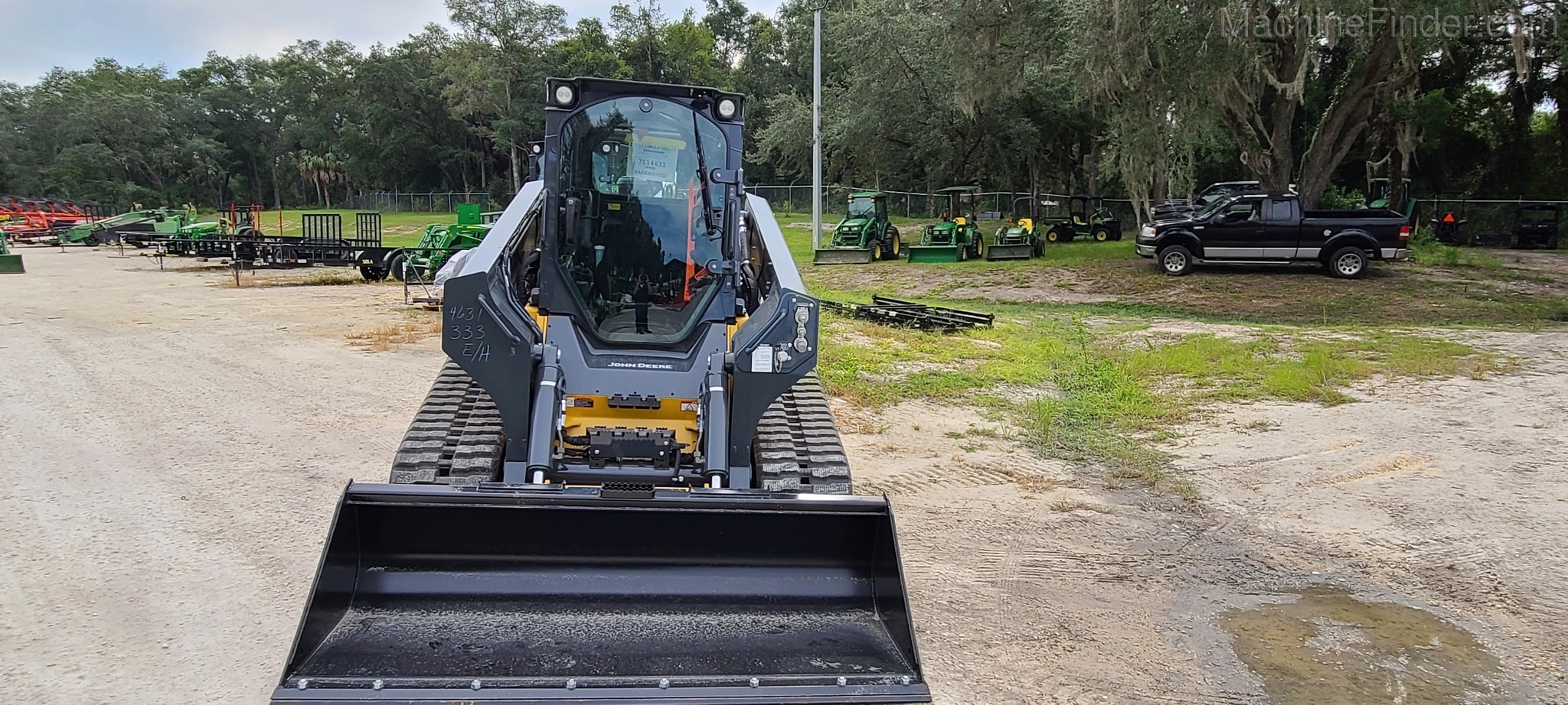 2020 John Deere 333G Image 7