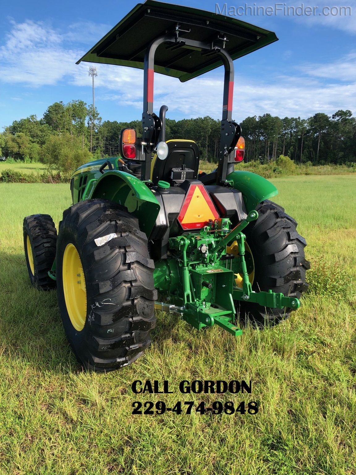 2020 John Deere 5055E Image 2
