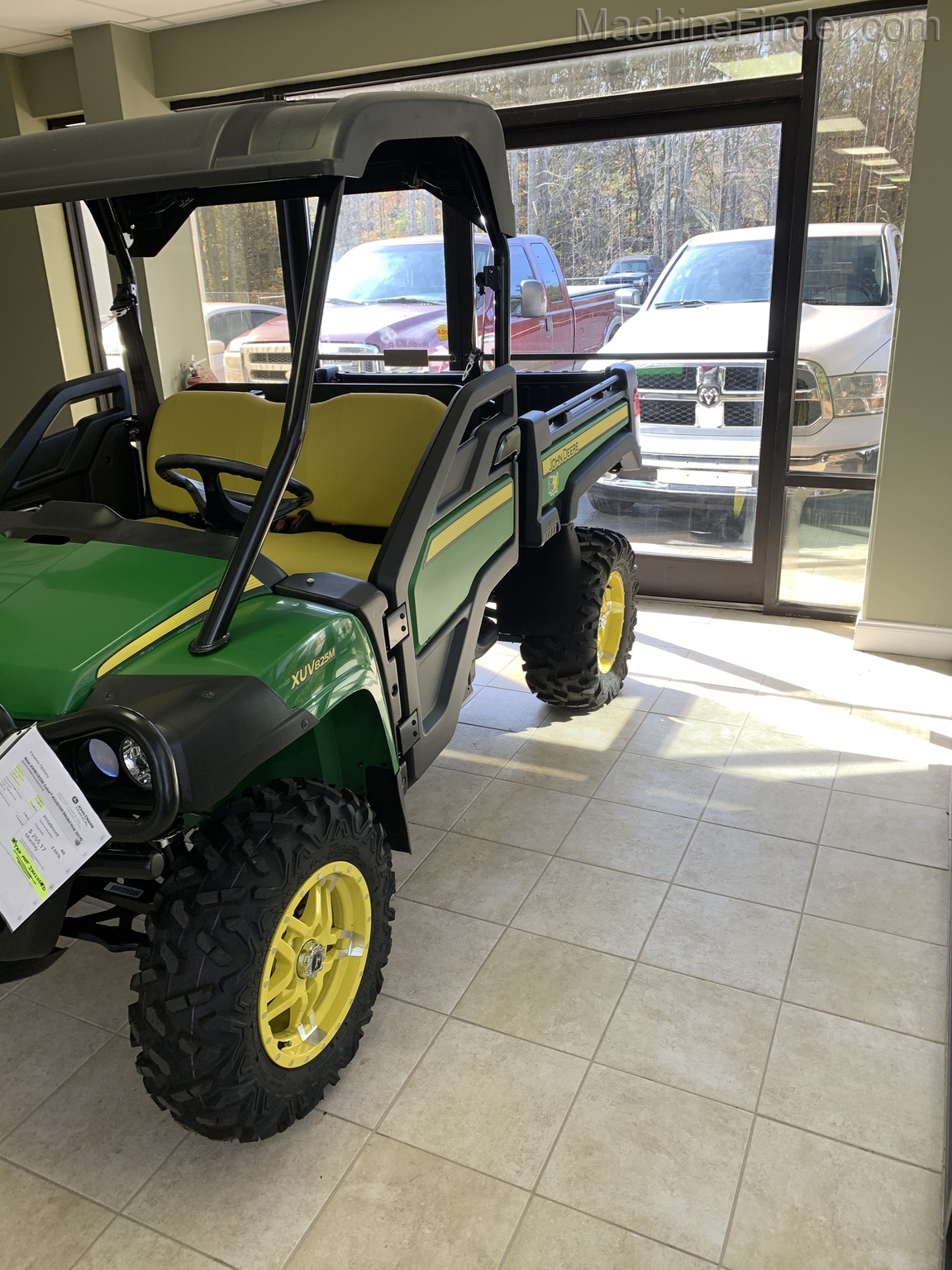 2019 John Deere XUV825M Image 5