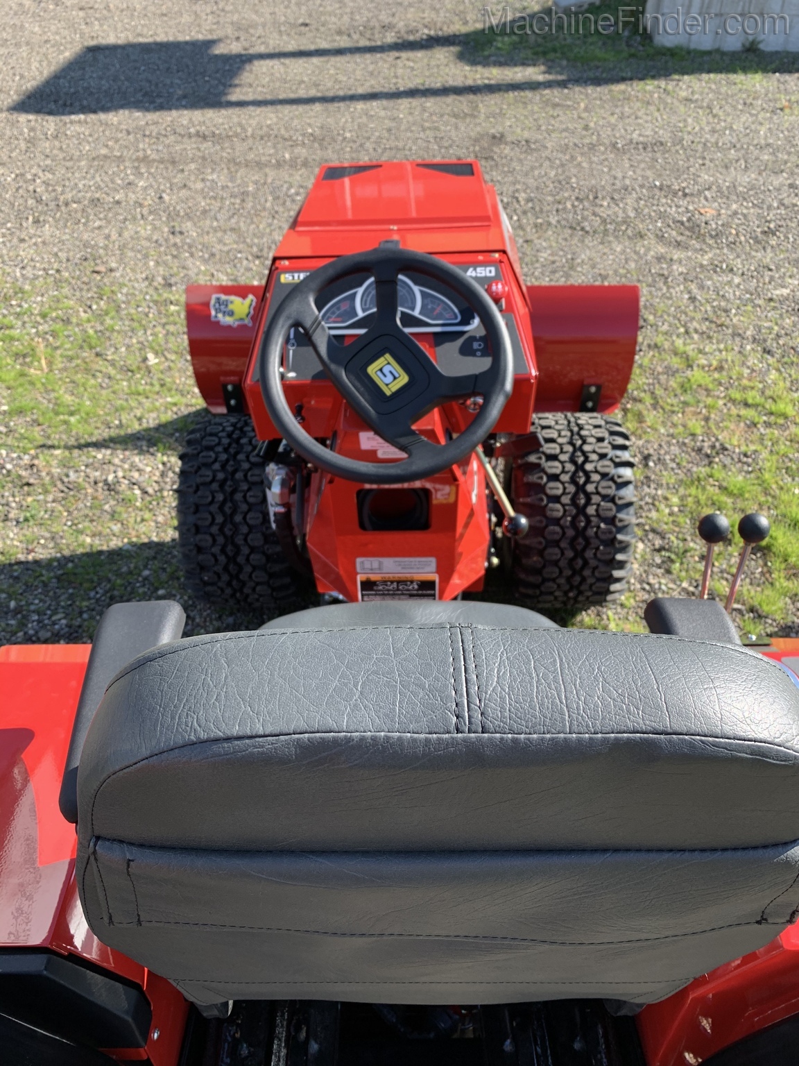 2020 Steiner 450 KUBOTA DIESEL Image 2