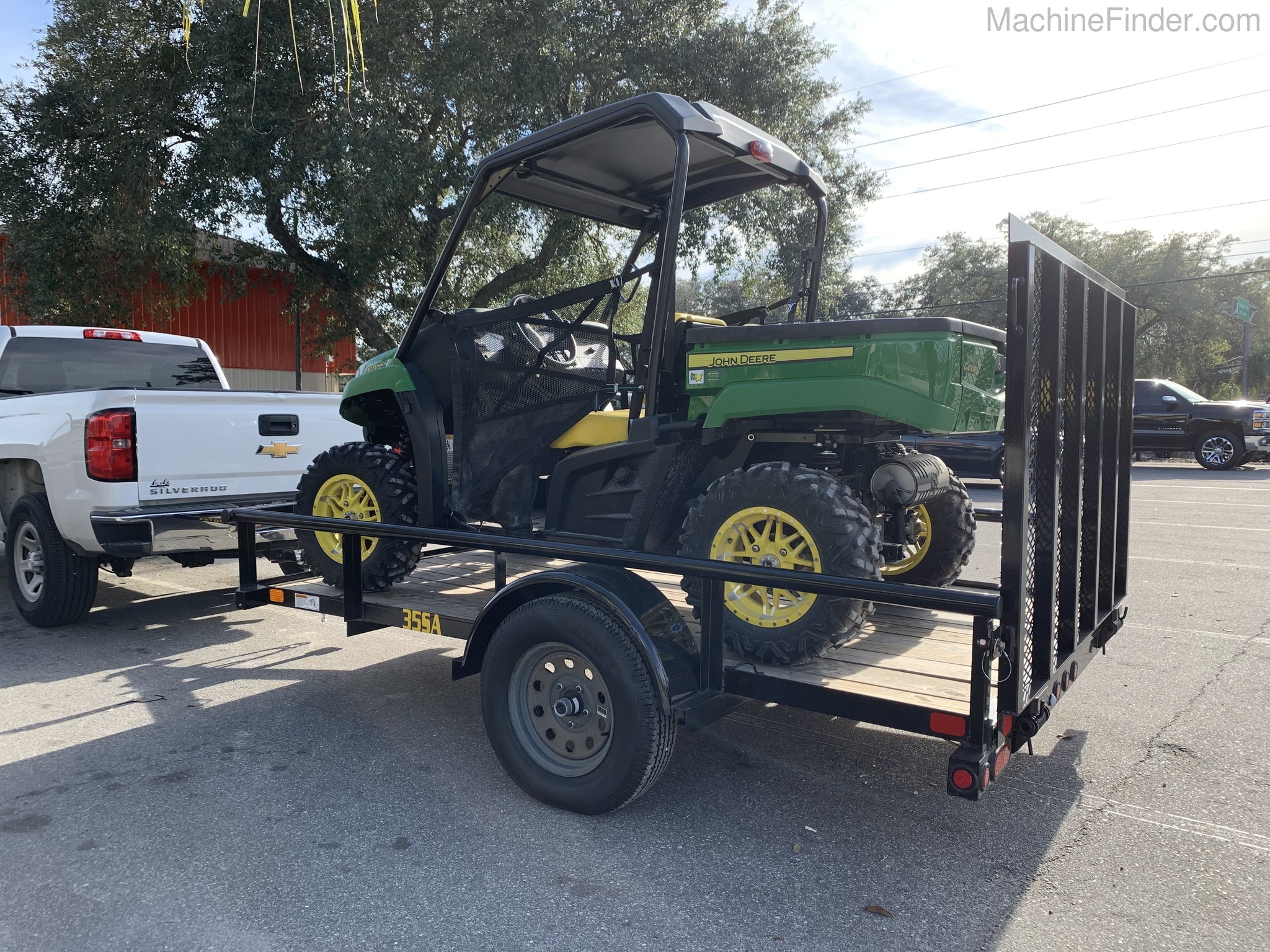 2021 John Deere 590M Image 5