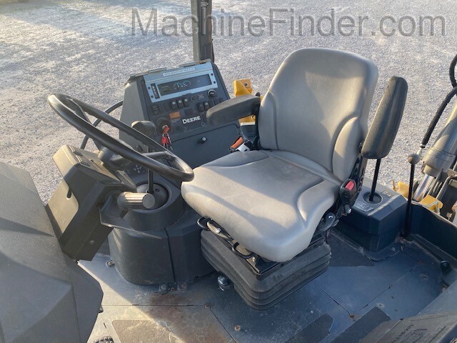 2017 John Deere 310L Image 8