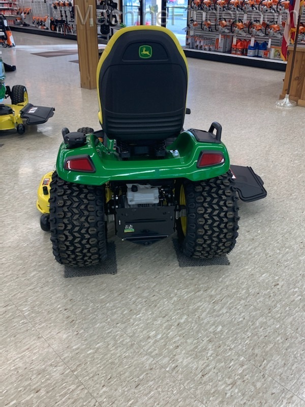 2020 John Deere X590 Image 4