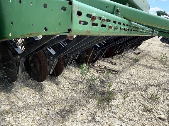 John Deere 8300 Image 3