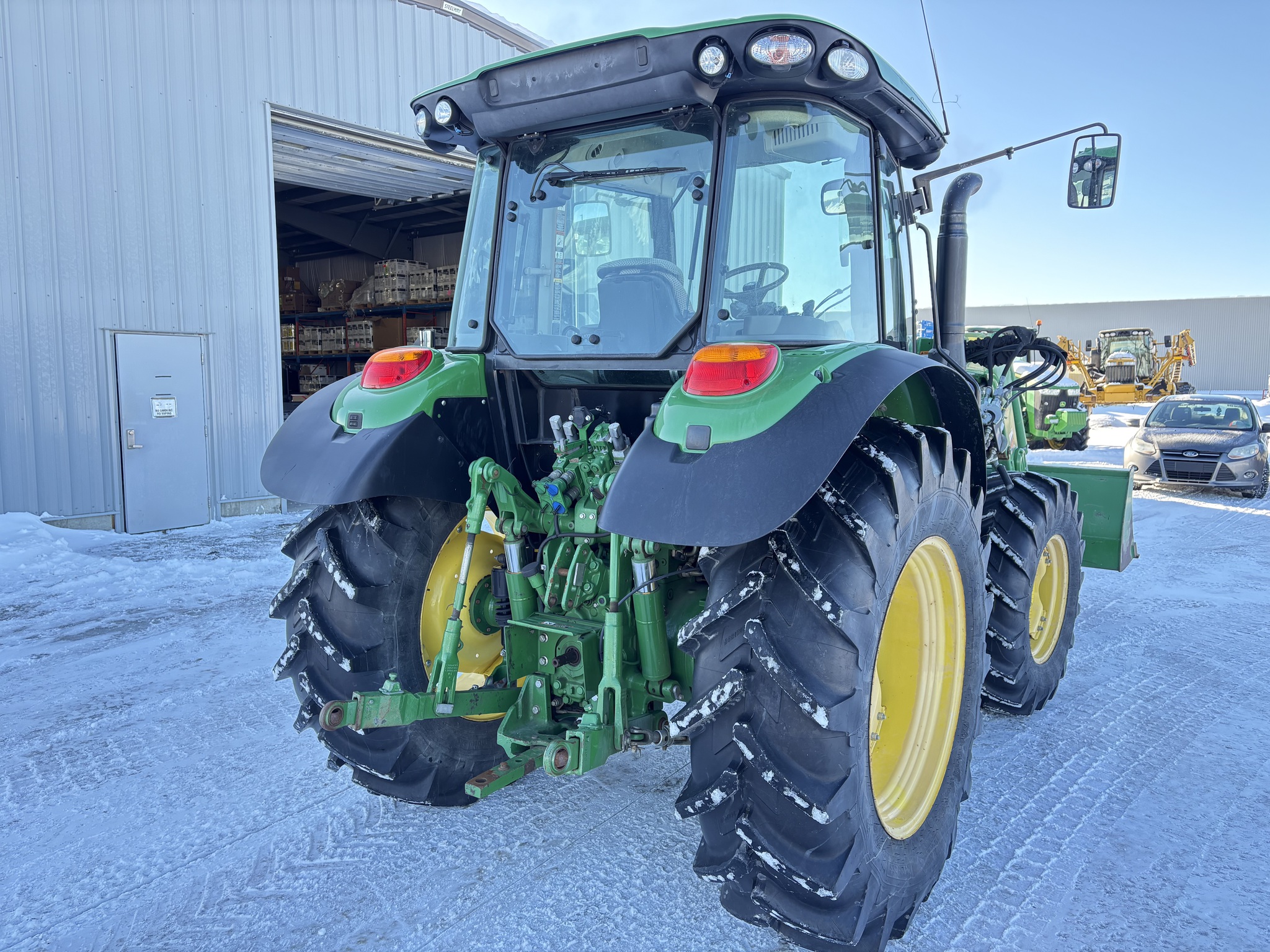 2017 John Deere 5100R Image 5