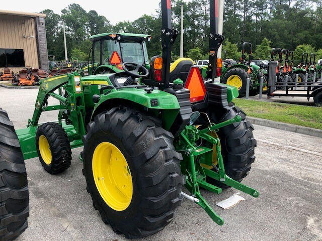 2023 John Deere 4052R Image 2