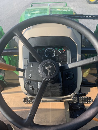2024 John Deere 5067 Picture 8 2024 John Deere 5067-8