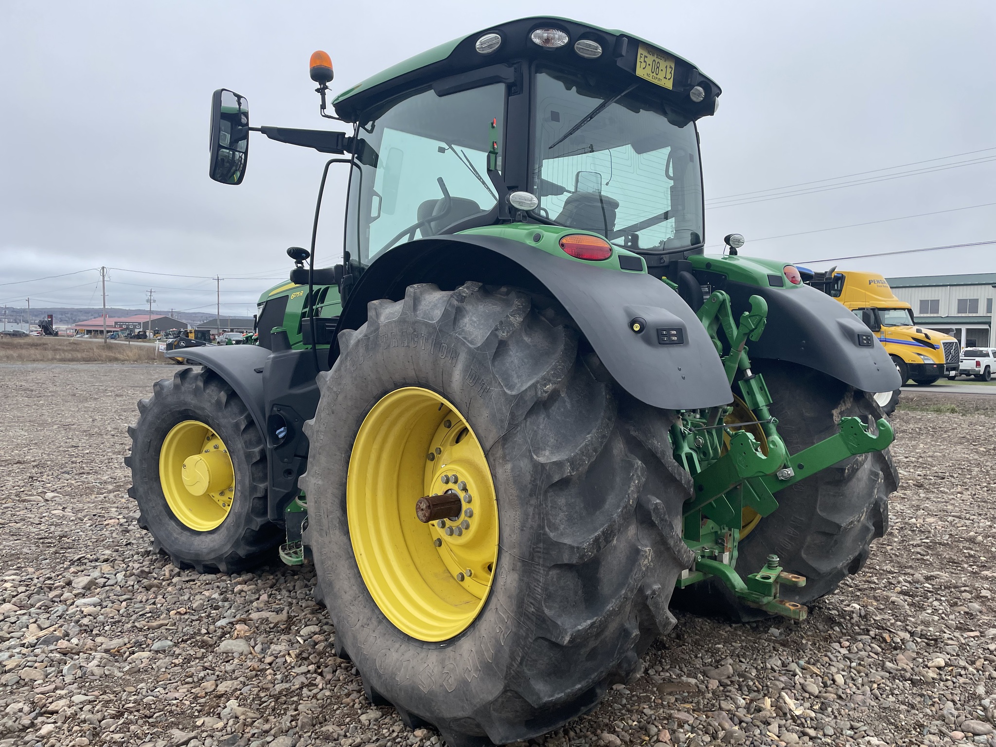 2021 John Deere 6175R Image 4