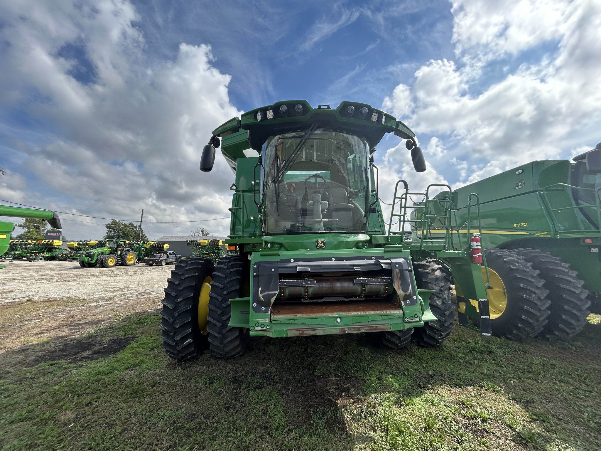  2023 John Deere S770 at Heritage Tractor in Seneca, KS