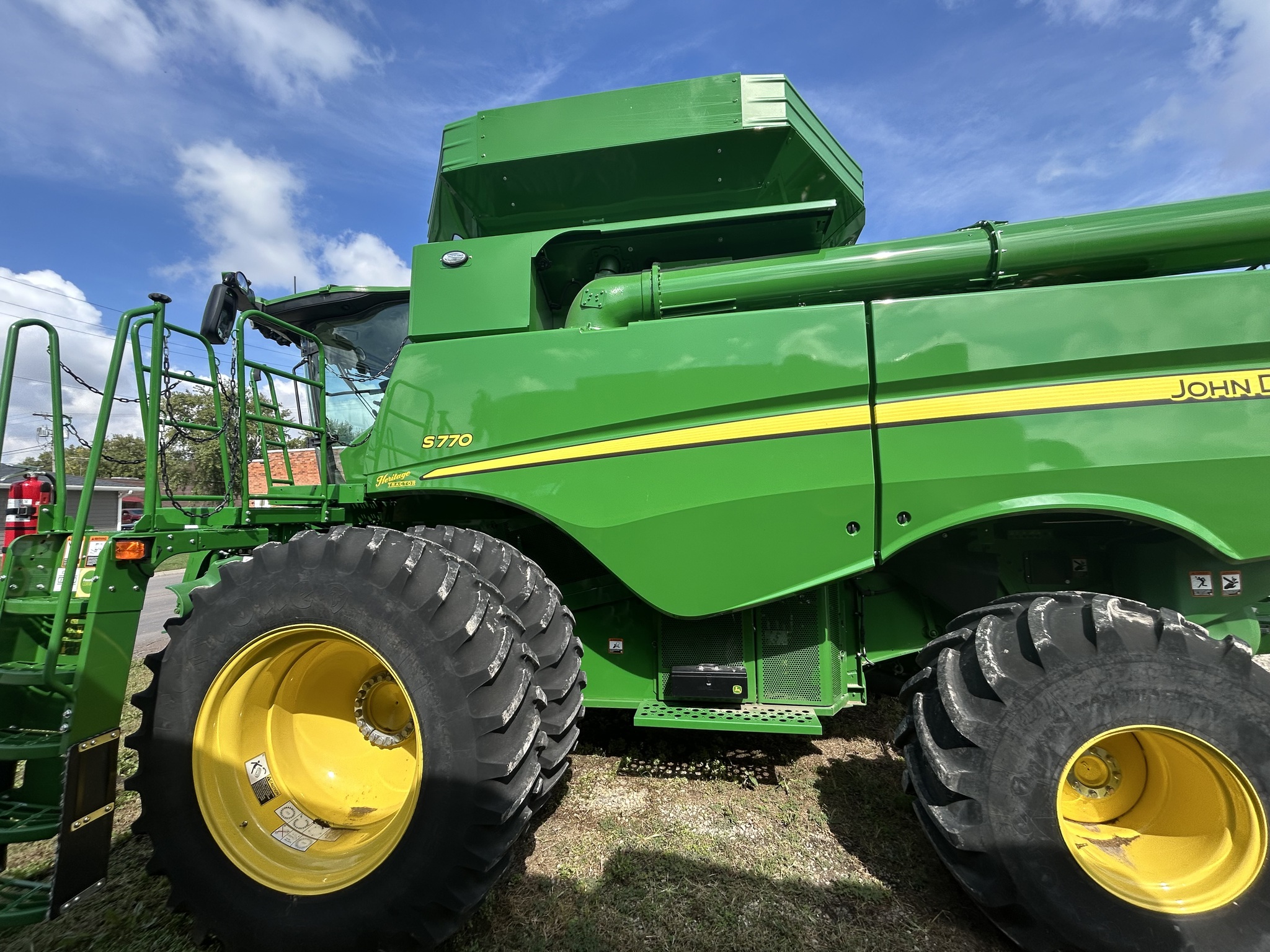  2023 John Deere S770 at Heritage Tractor in Seneca, KS