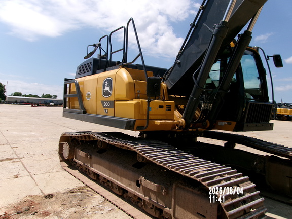 2024 John Deere 300 P-Tier