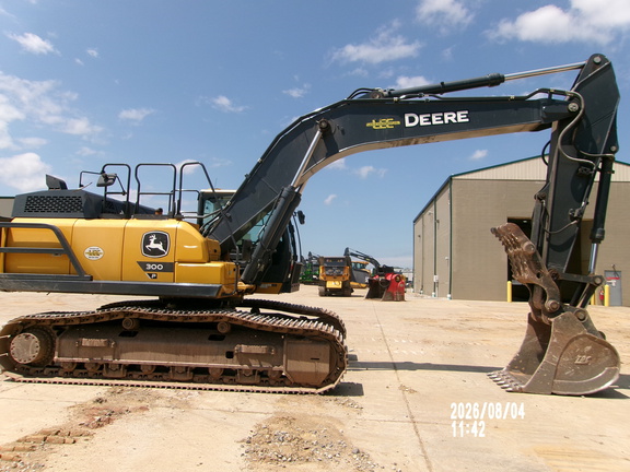 2024 John Deere 300 P-Tier