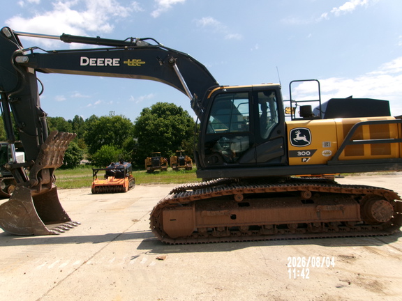 2024 John Deere 300 P-Tier