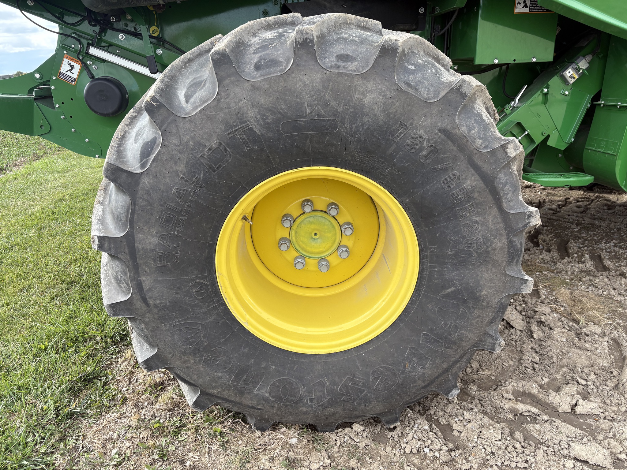 2022 John Deere S760 Image 13